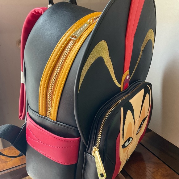 DISNEY PARKS   Loungefly Cosplay  Villian JAFAR  from the movie ALADDIN .. - Picture 4 of 9